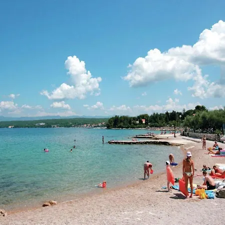 Pleasant On The Croatian Islands Amid The Sea Apartman